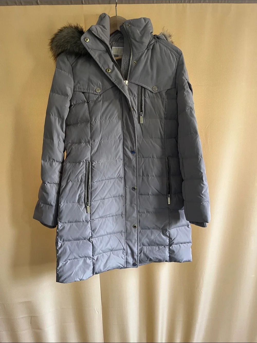Michael Kors Gray Quilted Hooded Puffer Coat with Faux Fur Trim